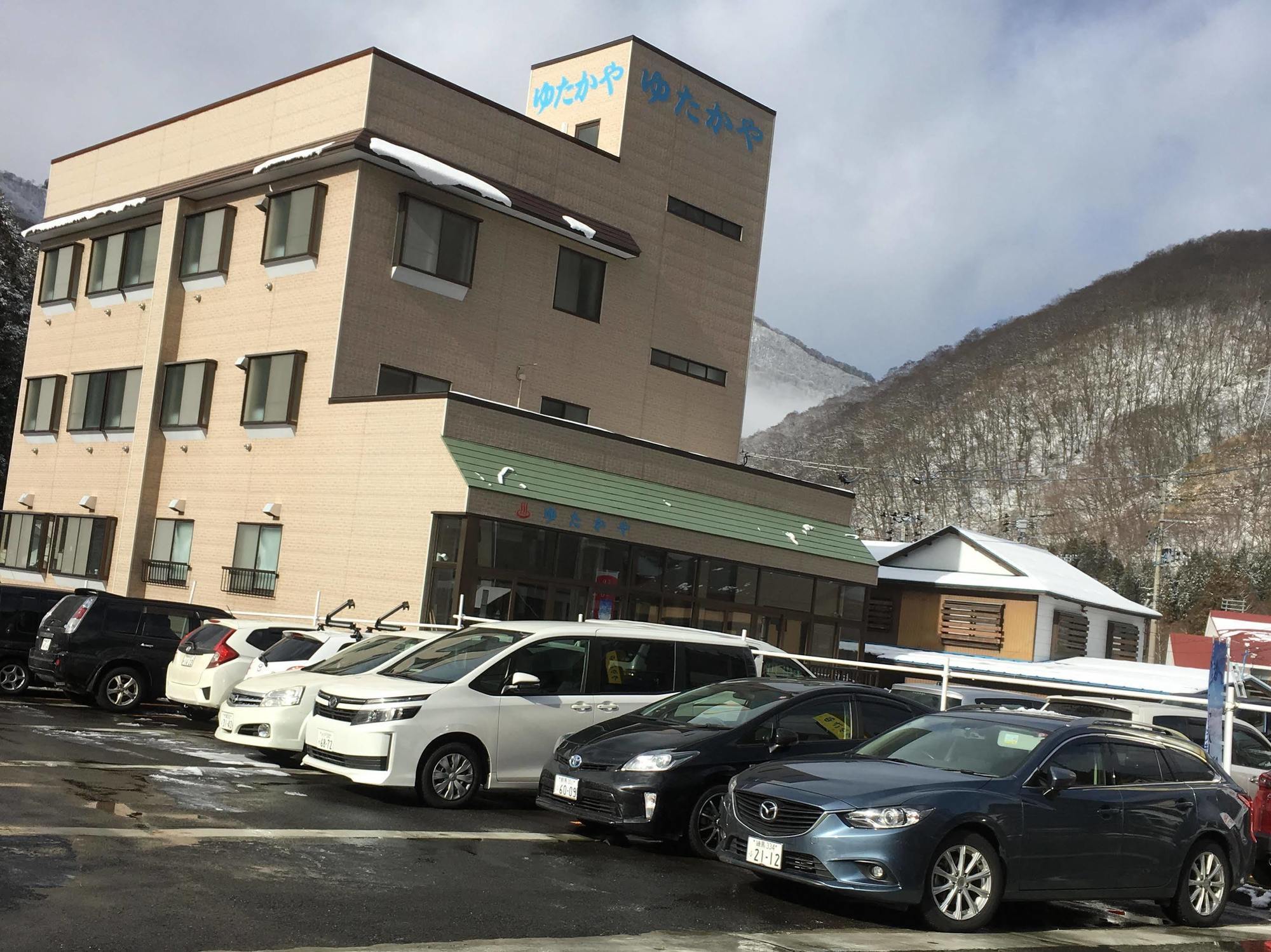 Hotel Onsen Minshuku Yutakaya Yuzawa  Exterior foto